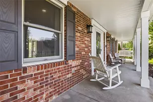 351 Birch St, Findlay Township, PA 15126 - Photo 4