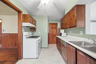 122 Mason Dr, Pittsburgh, PA 15116 - Photo 12