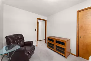 123 Central Dr, Center Township, PA 16001 - Photo 12