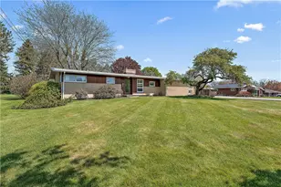 123 Central Dr, Center Township, PA 16001 - Photo 26