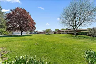 123 Central Dr, Center Township, PA 16001 - Photo 30