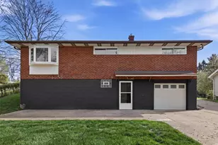425 Fieldstone Dr, Monroeville, PA 15146 - Photo 36