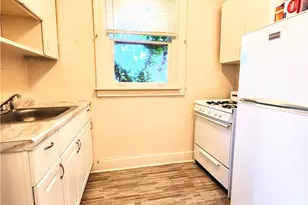 5649 Phillips Ave, Pittsburgh, PA 15217 - Photo 6