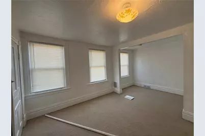 802 Boggs Ave, Pittsburgh, PA 15211 - Photo 6