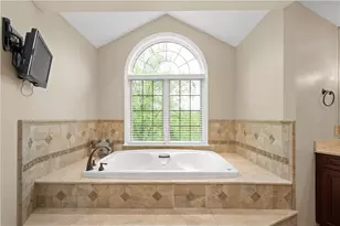 1864 Winchester Dr, Pittsburgh, PA 15241 - Photo 24