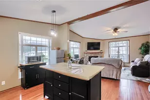 123 Merle Ln, Scott Township, PA 16101 - Photo 10