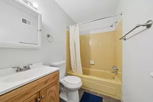 2785 Bingham Dr, Pittsburgh, PA 15241 - Photo 14