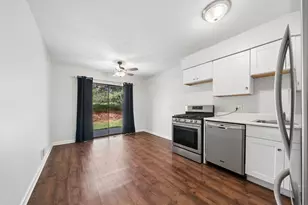 2785 Bingham Dr, Pittsburgh, PA 15241 - Photo 10