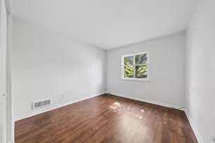 2785 Bingham Dr, Pittsburgh, PA 15241 - Photo 16
