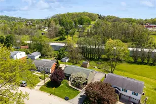 4130 Stratford Dr, Hempfield Township, PA 15642 - Photo 28