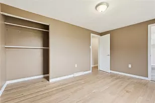 235 Princeton Dr, Center Township, PA 15001 - Photo 18