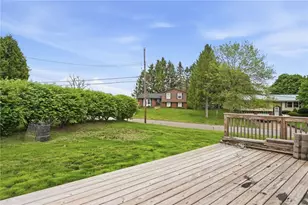 235 Princeton Dr, Center Township, PA 15001 - Photo 28