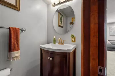 1122 Hillsview Ter, Green Tree, PA 15220 - Photo 18