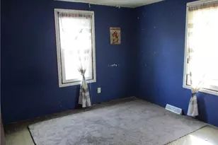 320 Main St, Twp of But SW, PA 16045 - Photo 10