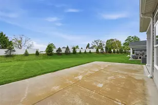 401 Northview Dr, Lancaster Township, PA 16037 - Photo 36