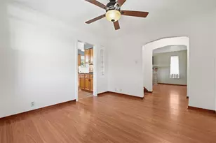 919 Tropical Ave, Beechview, PA 15216 - Photo 14