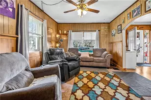 355 Sunset St, Canoe-Banks Townships, PA 15772 - Photo 10