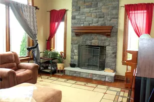 7011 Sunrise Ln, Mt Pleasant Twp, PA 15057 - Photo 14