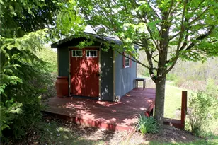 7011 Sunrise Ln, Mt Pleasant Twp, PA 15057 - Photo 40