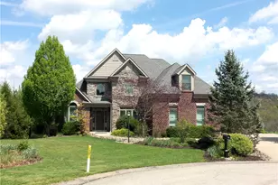 7011 Sunrise Ln, Mt Pleasant Twp, PA 15057 - Photo 46