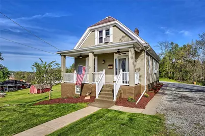 1016 Patterson Ave, Jeannette, PA 15644 - Photo 1