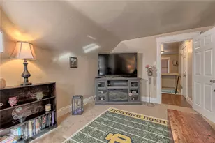 1016 Patterson Ave, Jeannette, PA 15644 - Photo 16