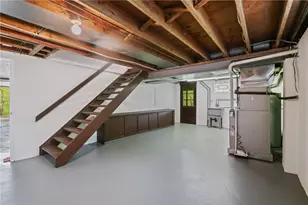 111 Greyfriar Dr, Pittsburgh, PA 15215 - Photo 34