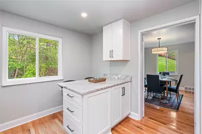 111 Greyfriar Dr, Pittsburgh, PA 15215 - Photo 14