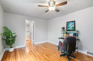 111 Greyfriar Dr, Pittsburgh, PA 15215 - Photo 18