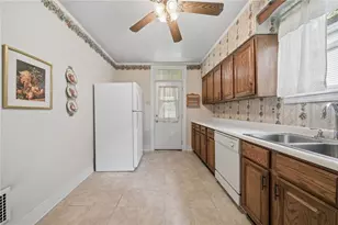 2112 Kenneth Ave, Arnold, PA 15068 - Photo 12
