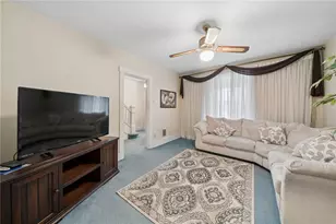 2112 Kenneth Ave, Arnold, PA 15068 - Photo 8