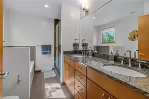 1850 Riverside Mews, Pittsburgh, PA 15203 - Photo 14