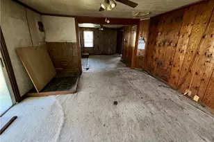 161 Middle St, Jenner Township, PA 15546 - Photo 8
