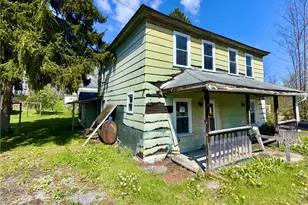 161 Middle St, Jenner Township, PA 15546 - Photo 10
