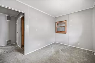 1919 W Washington St, Union Township, PA 16101 - Photo 6