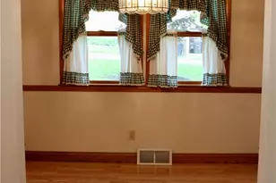 125 Jackson St, Harmony Boro, PA 16037 - Photo 6