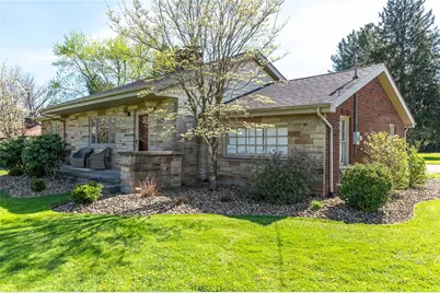 925 N Keel Ridge Rd., Hermitage, PA 16148 - Photo 1
