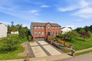151 Nottingham, Robinson Twp, PA 15205 - Photo 2