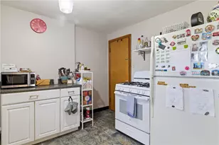 1136 Peermont Ave, Pittsburgh, PA 15216 - Photo 14