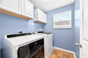 1058 Livorno Dr, Collier Township, PA 15071 - Photo 40