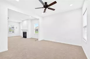 1058 Livorno Dr, Collier Township, PA 15071 - Photo 12