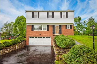 8684 E Barkhurst Dr, Pittsburgh, PA 15237 - Photo 2