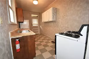 2919 Voelkel Ave, Pittsburgh, PA 15216 - Photo 12