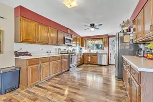 6437 Tuscarawas Rd, Ohioville, PA 15059 - Photo 10