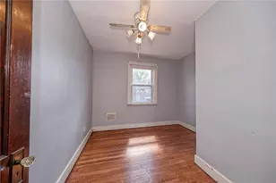 121 W Stanton Ct, Pittsburgh, PA 15201 - Photo 14