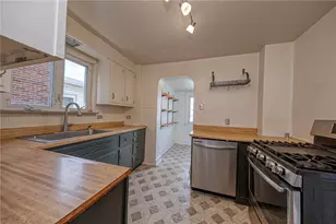 121 W Stanton Ct, Pittsburgh, PA 15201 - Photo 10
