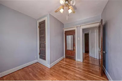 121 W Stanton Ct, Pittsburgh, PA 15201 - Photo 16