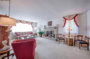 215 Amherst Rd, Pittsburgh, PA 15116 - Photo 4