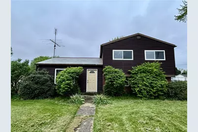1702 Brentwood Dr, Pymatuning Township, PA 16125 - Photo 1