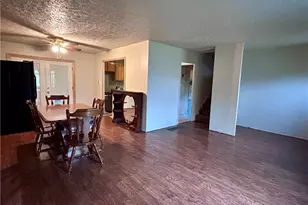 1702 Brentwood Dr, Pymatuning Township, PA 16125 - Photo 4